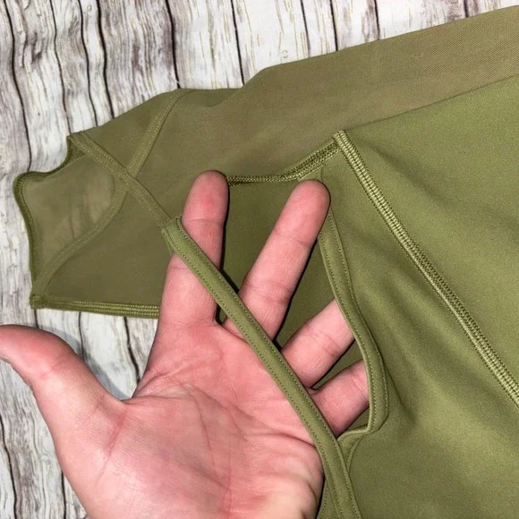 Lululemon‎ Olive Green Leggings, Semi Capri Style Leggings Size 4 - Excellent - Picture 7 of 9